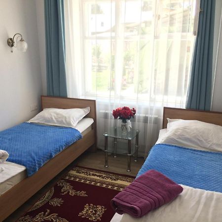 KbH-Karakol based Hostel Bagian luar foto